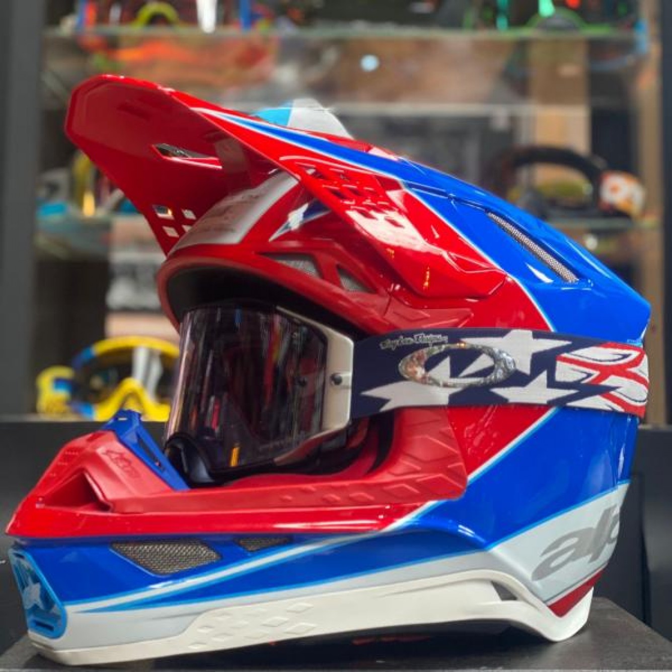 Oakley | Airbrake MX TLD RWB Wings - Prizm Sapphire